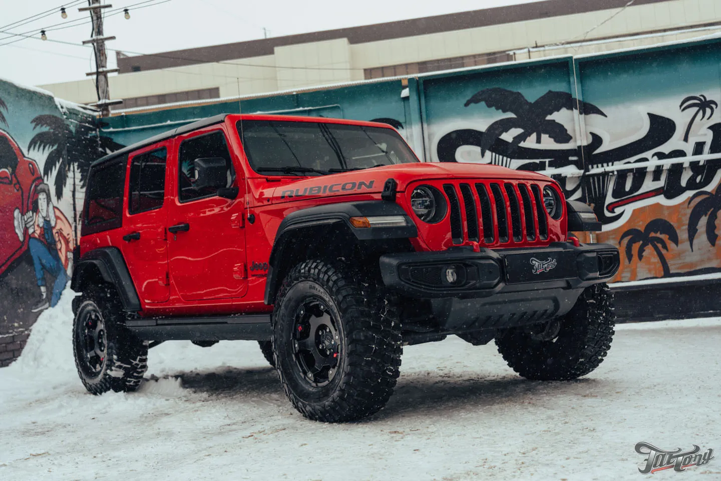 Установили цветные ремни безопасности на Jeep Wrangler Rubicon